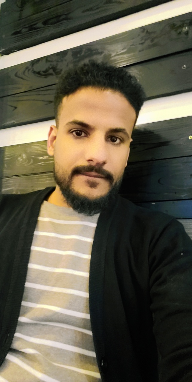عمار القرشي